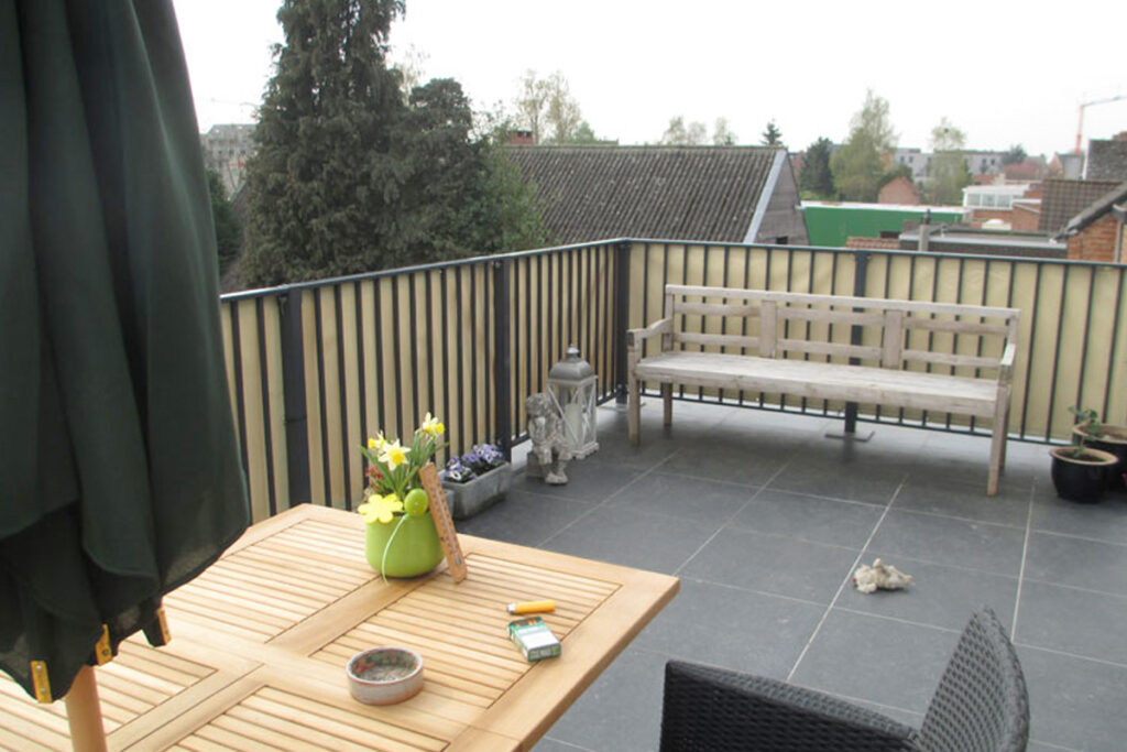 Hoe creeer je privacy op je balkon
