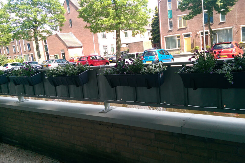 Hoe verberg je een slecht uitzicht vanaf je balkon