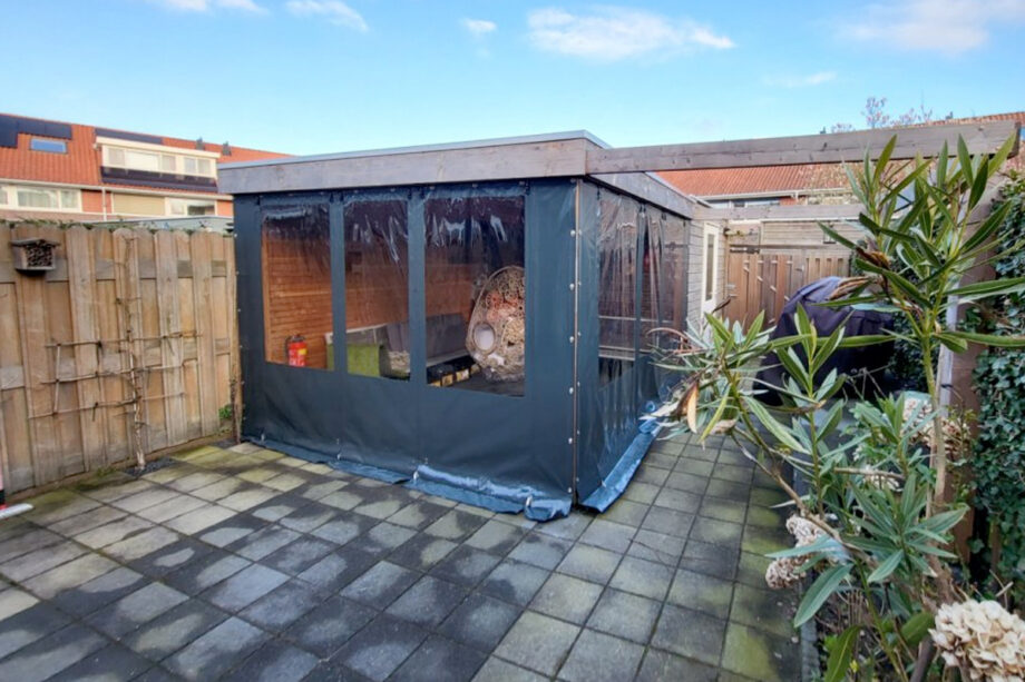 Verandazeil met deur op maat