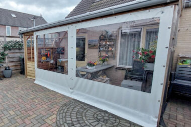 Wat kost een verandazeil op maat