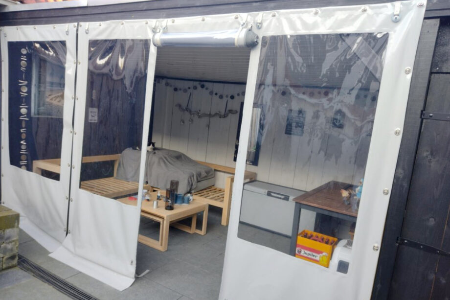 Overkapping zeil oprolbaar