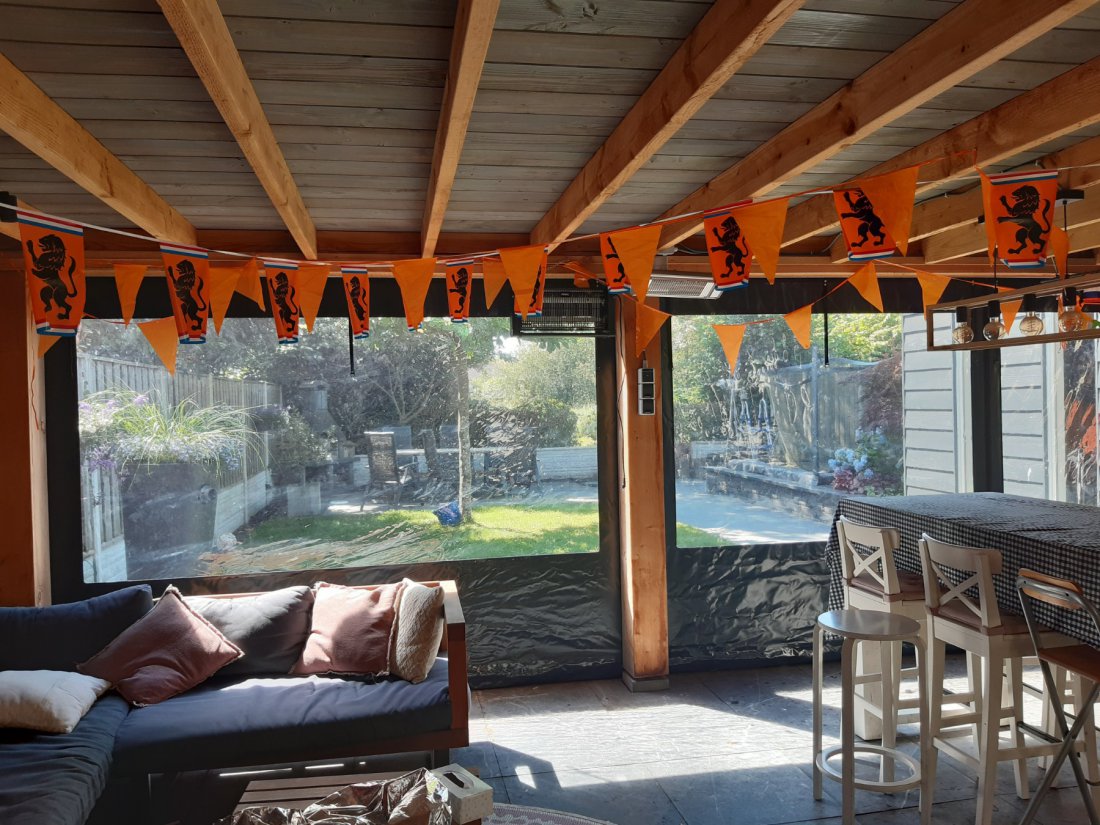 Verandadoek strak en netjes afgewerkt na montage