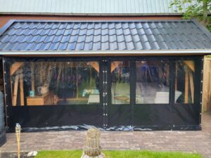 Verandadoek op maat gemaakt voor exacte pasvorm op overkapping