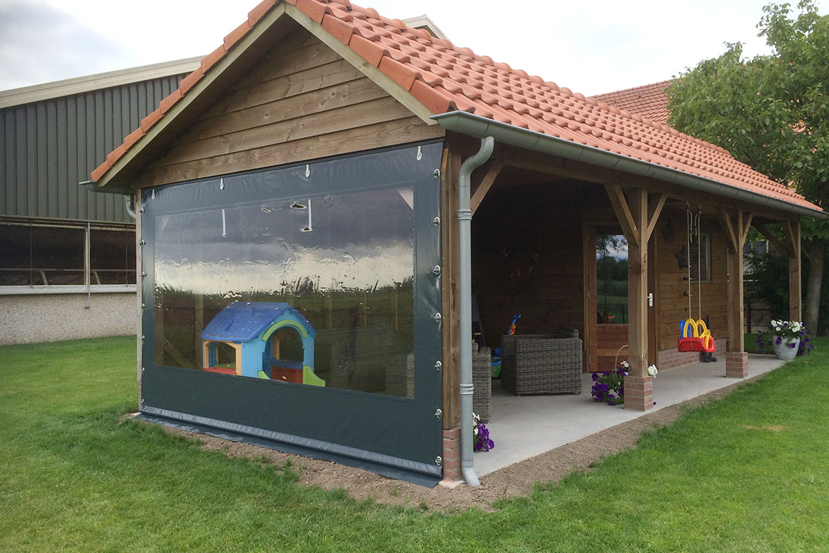 Balkon privacy doek van stevig materiaal